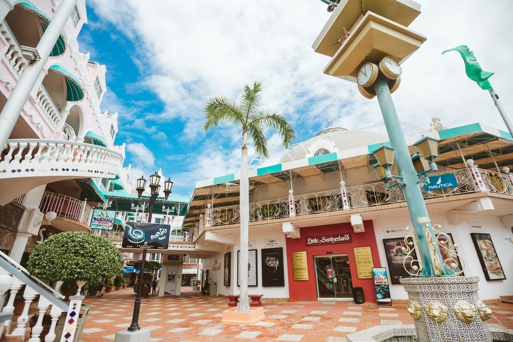 Aruba's Best Shopping Malls & Shopping Centers