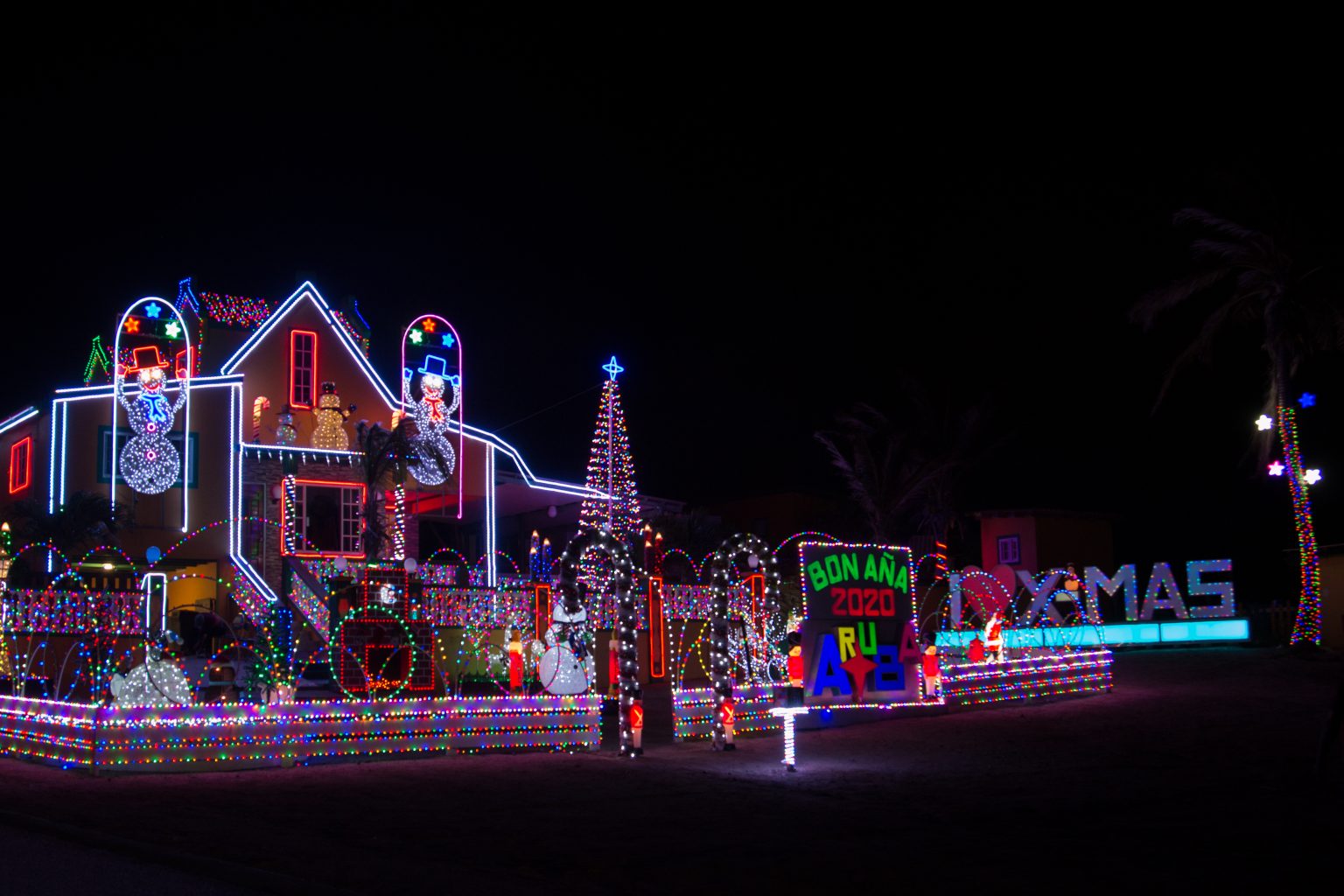 Driving Around Christmas Lights in Aruba Visit Aruba Blog