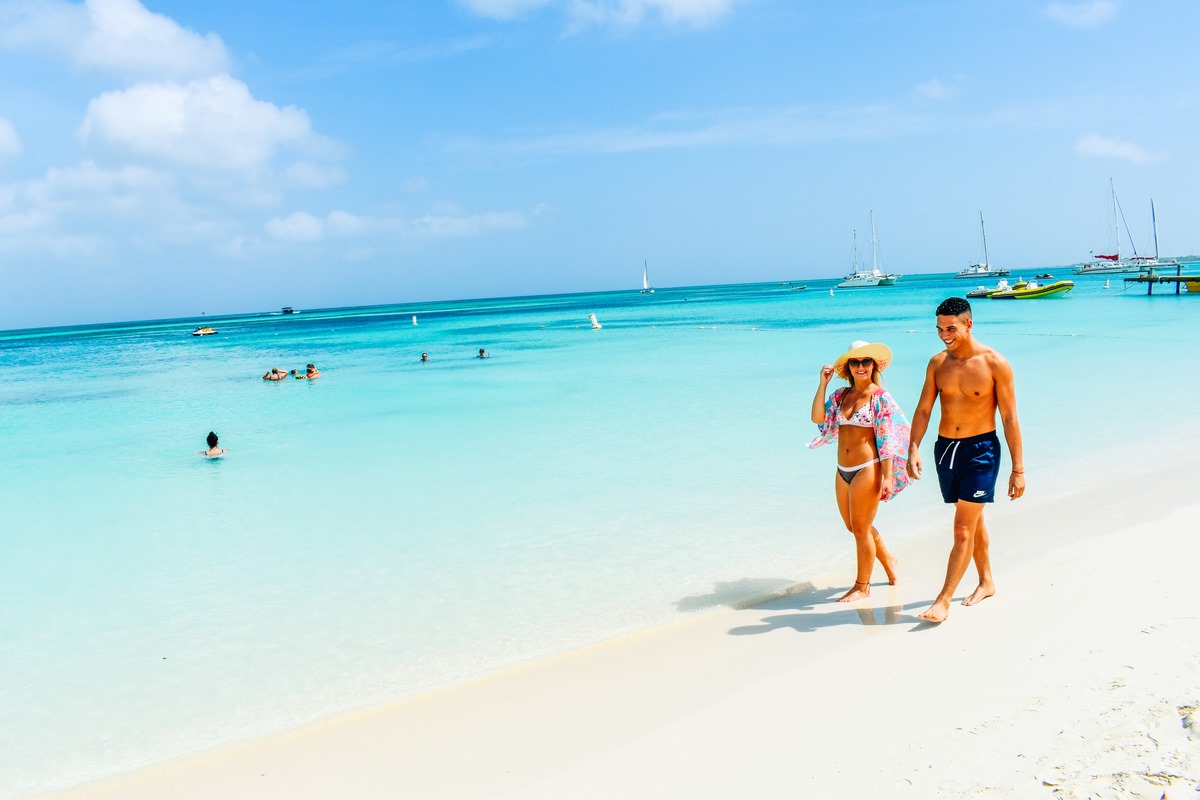Why Now May Be The Perfect Time For Couples To Visit Aruba Visit Aruba Blog