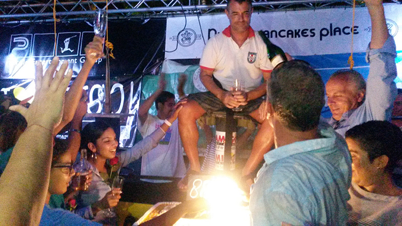 Cees Verwater wins Aruba National Polesitting Championships 2014 held at Cafe the Plaza at the Renaissance Marketplace
