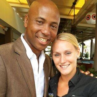 Dutch talk show host pays a visit to CILO City Lounge during his visit in Aruba