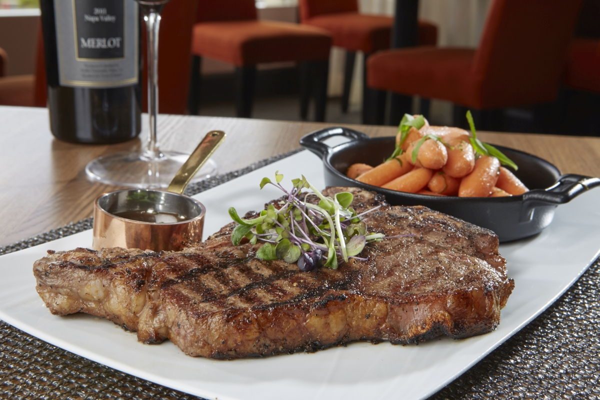 L.G. Smith steak and chop house located at renaissance aruba launches new elevated dining menu