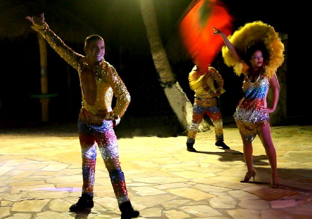 Saturday Carnival Night - VisitAruba.com